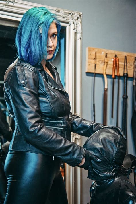 female dom bondage